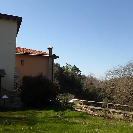 Panzió I Lecci Lerici